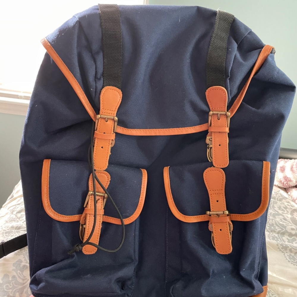 L.L. Bean Sportsman’s Rucksack - Picture 2 of 2